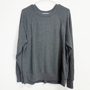 Zella Sweatshirt Mens Medium Gray Crewneck Pullover Lightweight Raglan Yoga Gym